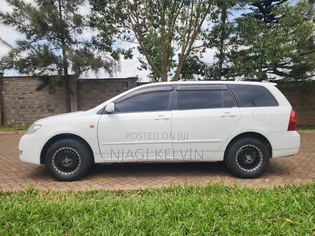 Toyota Corolla Fielder 2005 White