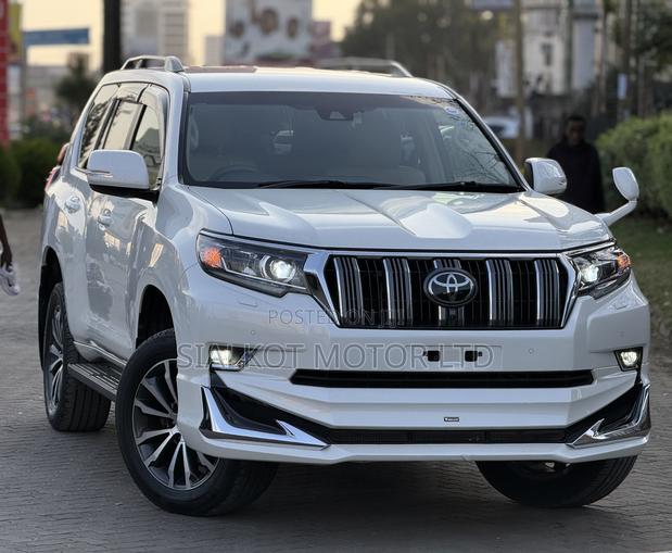 Toyota Land Cruiser Prado 2.7 2019 White