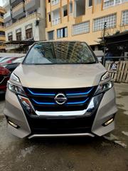 Nissan Serena 2019 Gold for sale