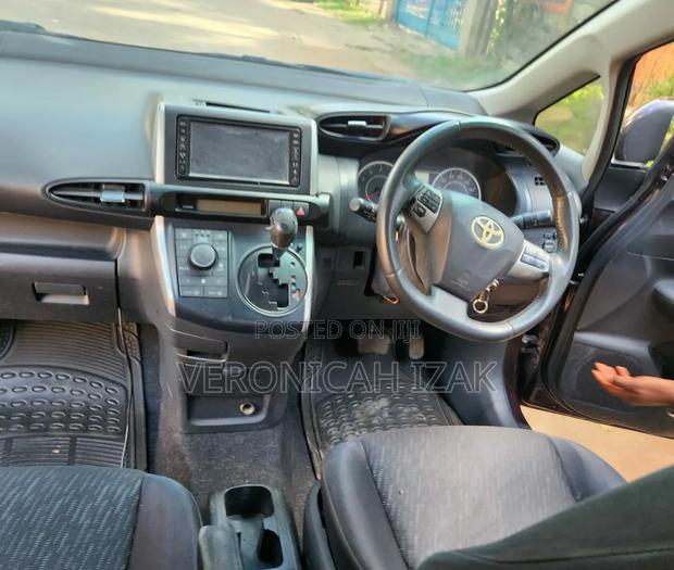 Toyota Wish 2010 Burgundy