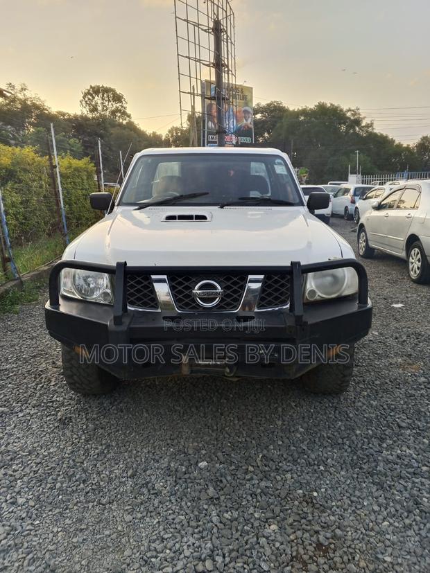 Nissan Patrol 2016 White