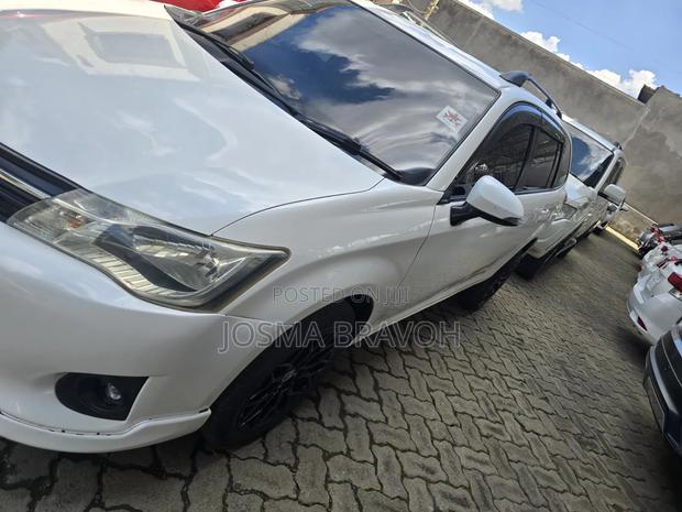 Toyota Corolla Fielder 2015 White
