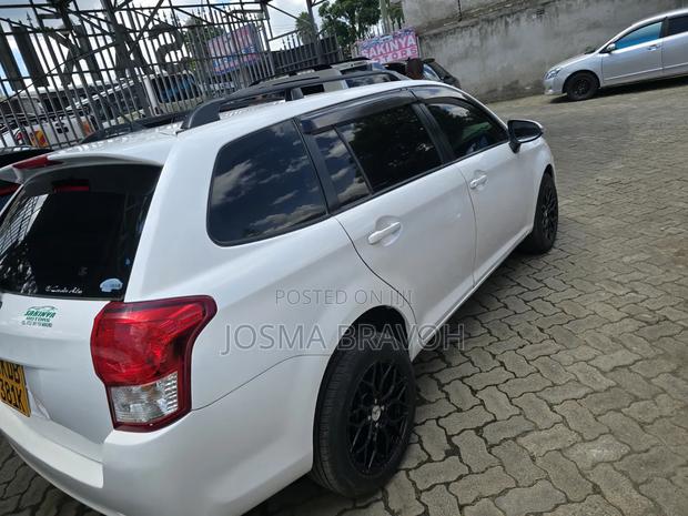 Toyota Corolla Fielder 2015 White