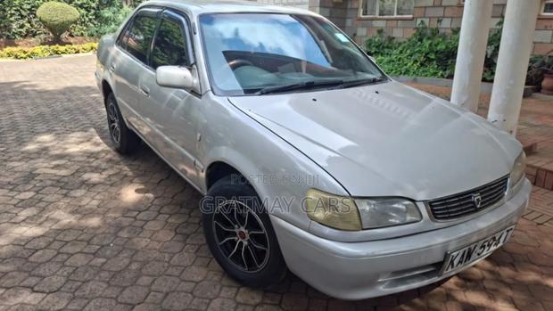 Toyota Corolla 1999 Beige