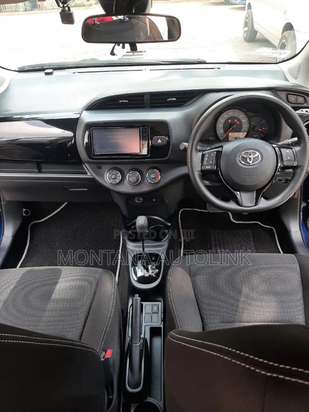 Toyota Vitz 1.0 FWD 5dr 2019 Blue