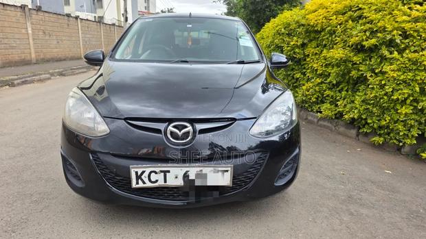 Mazda Demio 2012 Black