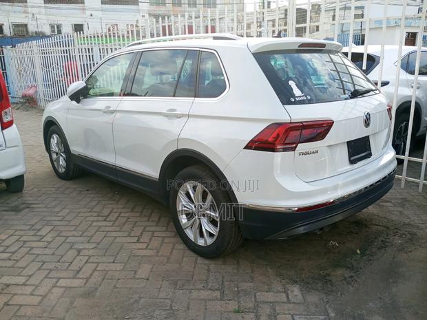 Volkswagen Tiguan 2.0T S AWD 4MOTION 2019 Pearl