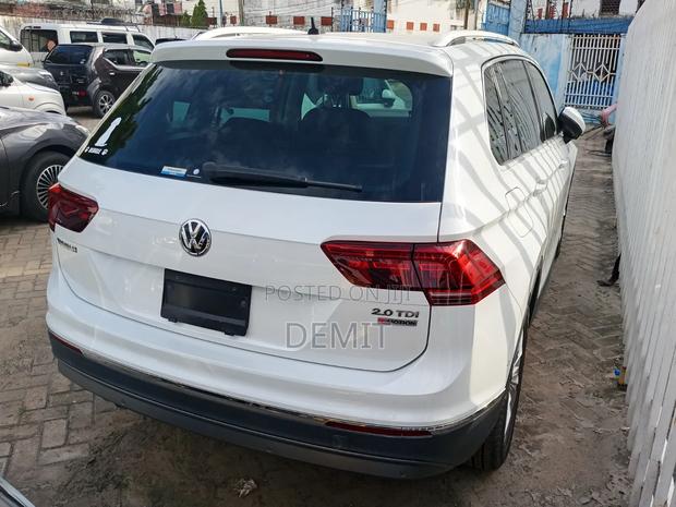 Volkswagen Tiguan 2.0T S AWD 4MOTION 2019 Pearl