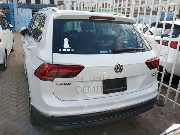 Volkswagen Tiguan 2.0T S AWD 4MOTION 2019 Pearl