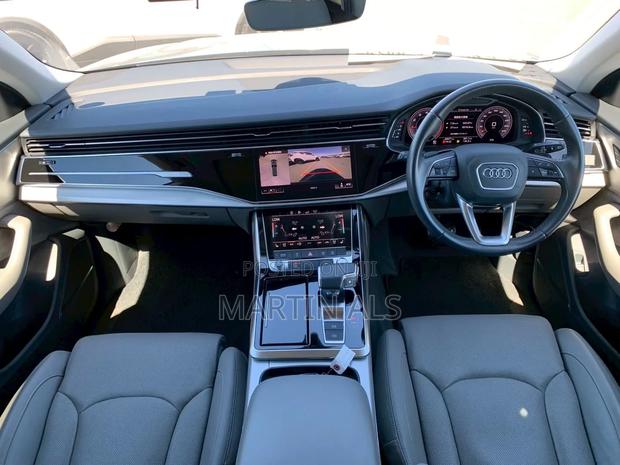 Audi Q8 3.0T Premium AWD quattro 2019 Blue