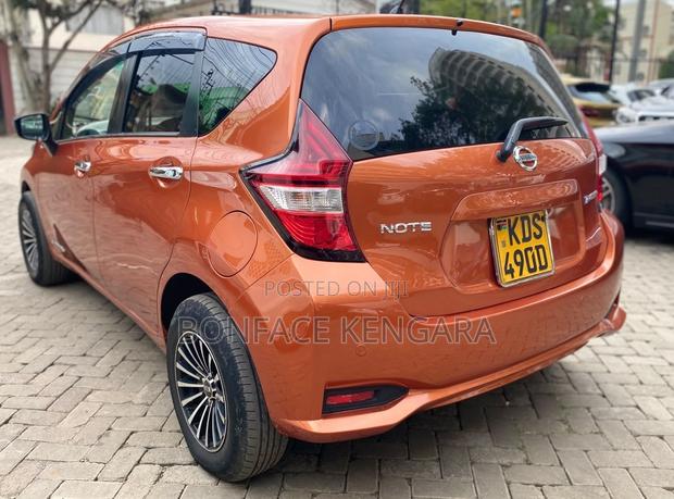 Nissan Note 1.2 Hybrid 2018 Orange