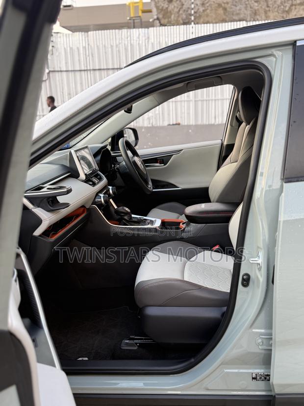 Toyota RAV4 Adventure 2019 Gray