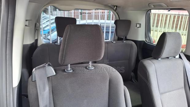 Toyota Noah 2018 Black