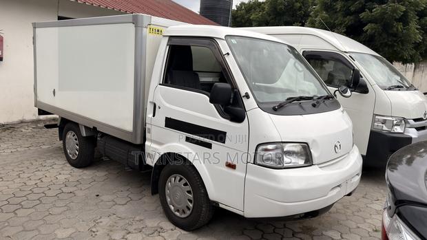 Mazda B 2020 White