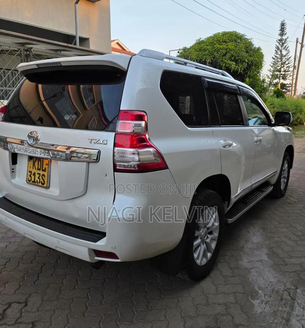 Toyota Land Cruiser Prado 2.8 D-4D 2016 White