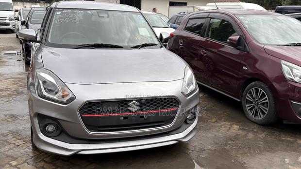 Suzuki Swift RS 2020 Gray