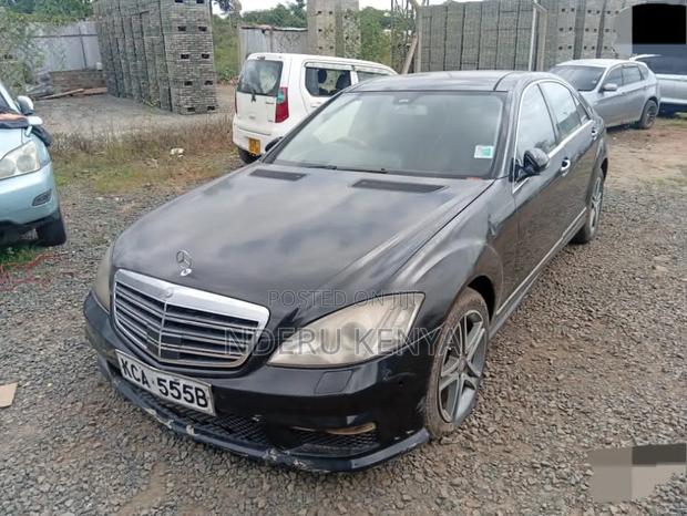 Mercedes-Benz 200 2007 Black
