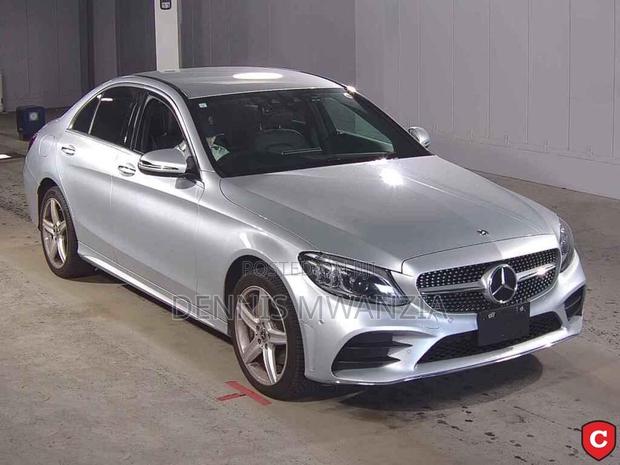 Mercedes-Benz C200 2019 Silver