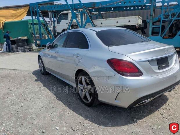 Mercedes-Benz C200 2019 Silver