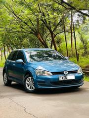 Volkswagen Golf 2013 Blue for sale