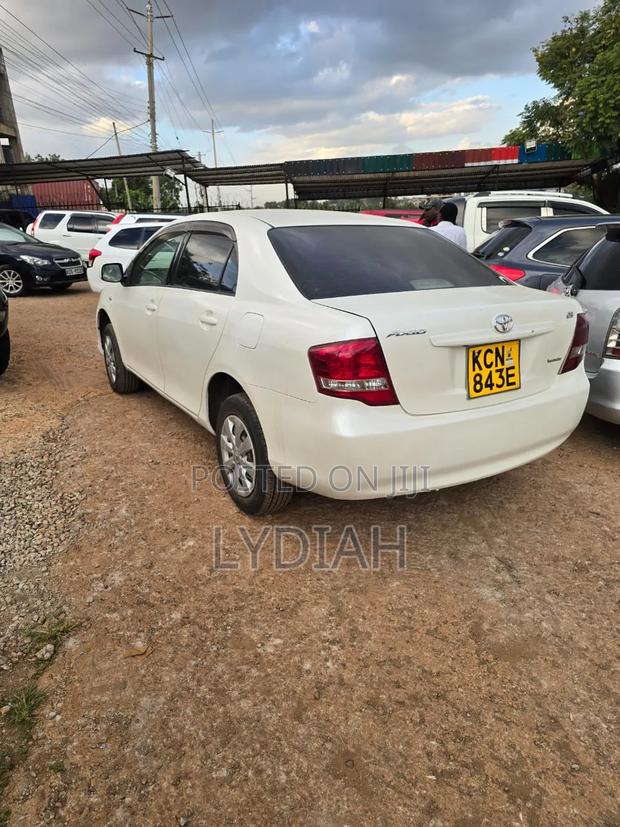 Toyota Axio 2010 White