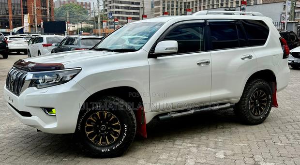 Toyota Land Cruiser Prado 2.8 2020 White