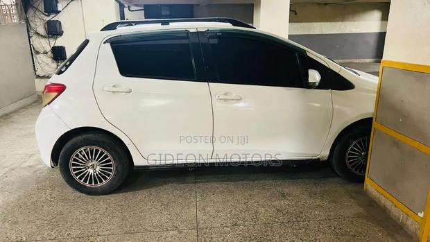Toyota Vitz 2012 White