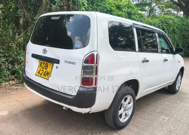 Toyota Probox 2014 White