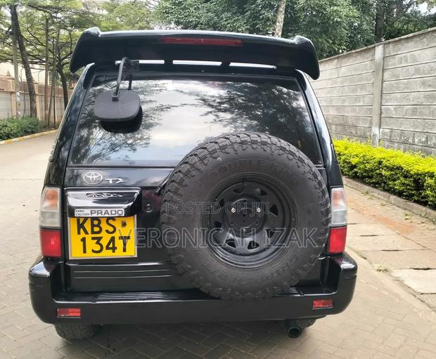 Toyota Land Cruiser Prado 2006 Black