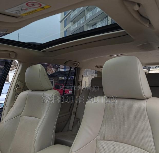 Toyota Land Cruiser Prado 2017 Ivory