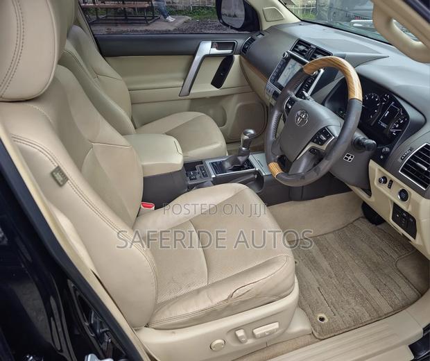 Toyota Land Cruiser Prado 2017 Ivory