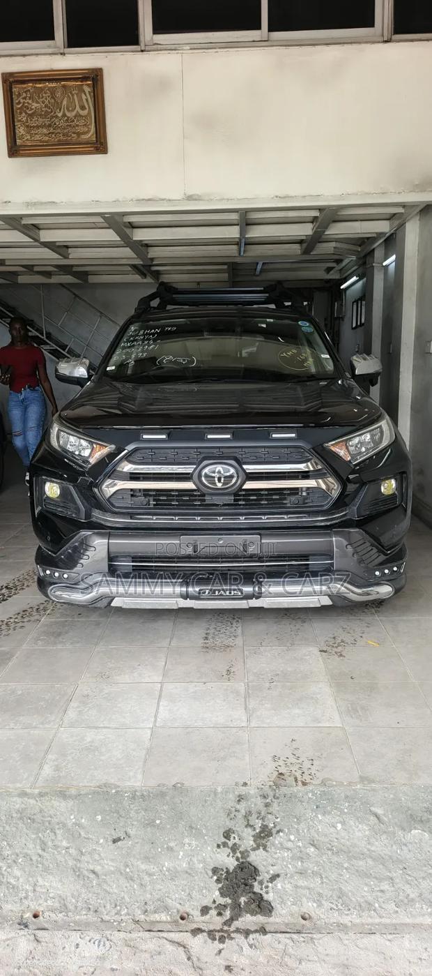 Toyota RAV4 2020 Black