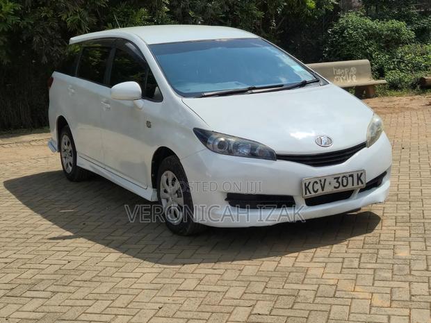 Toyota Wish 2012 White