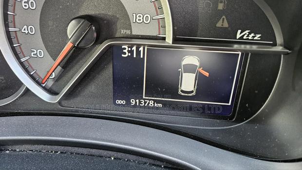 Toyota Vitz 1.3 FWD 5dr 2019 Blue
