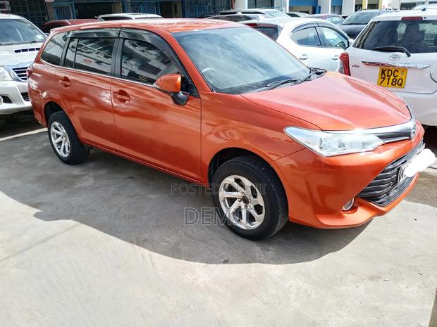 Toyota Corolla Fielder 2015 Orange