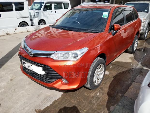 Toyota Corolla Fielder 2015 Orange