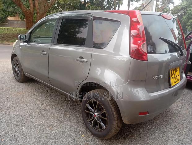 Nissan Note 2011 Gray