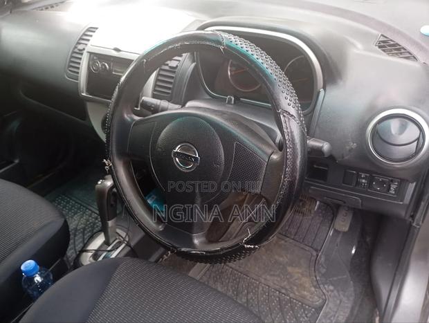 Nissan Note 2011 Gray