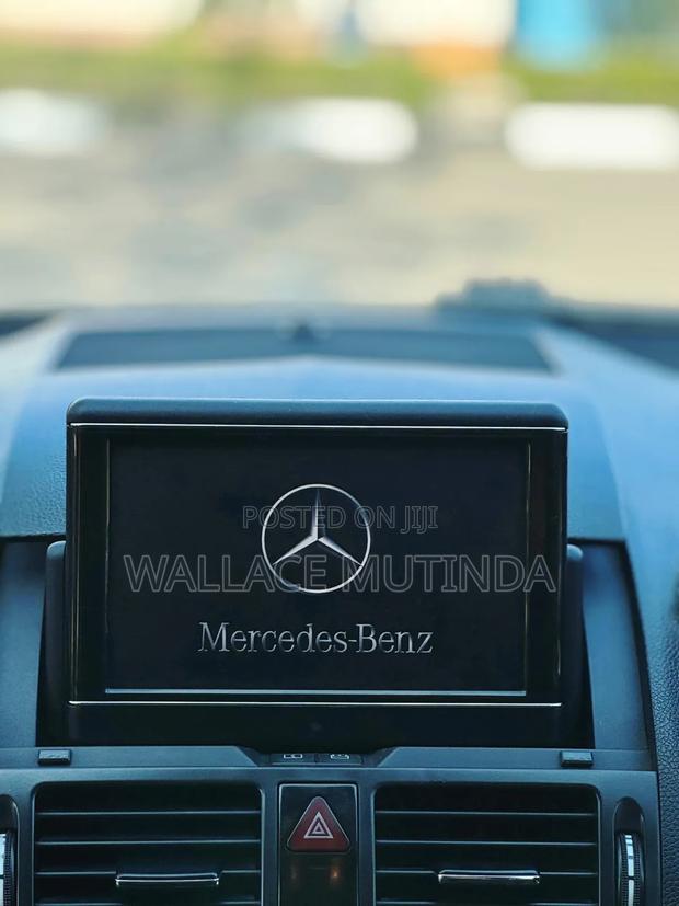 Mercedes-Benz C200 2008 Blue