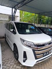 Toyota Noah 1.8 FWD Hybrid (7 seater) 2018 White for sale