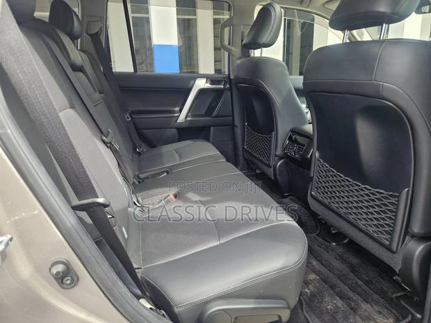 Toyota Land Cruiser Prado 2021 Gray