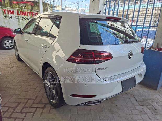 Volkswagen Golf 2019 Pearl