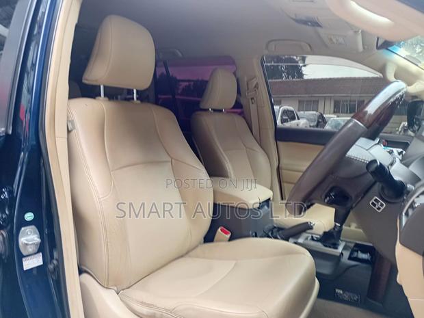 Toyota Land Cruiser Prado 4.0 Petrol TZ-G 2013 Blue