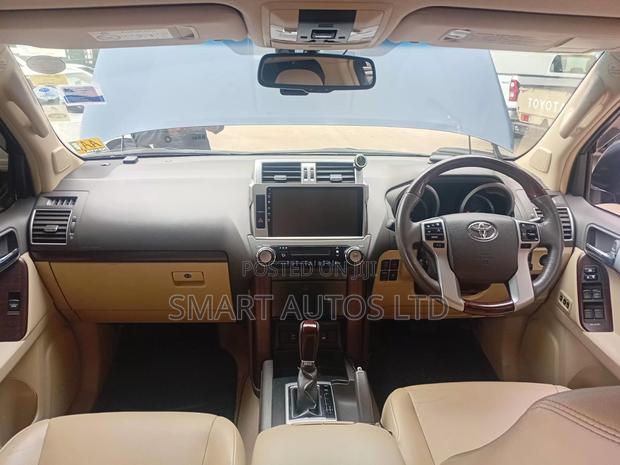 Toyota Land Cruiser Prado 4.0 Petrol TZ-G 2013 Blue