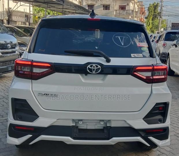Toyota Raize 2020 White