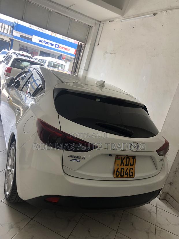 Mazda Axela 2015 White