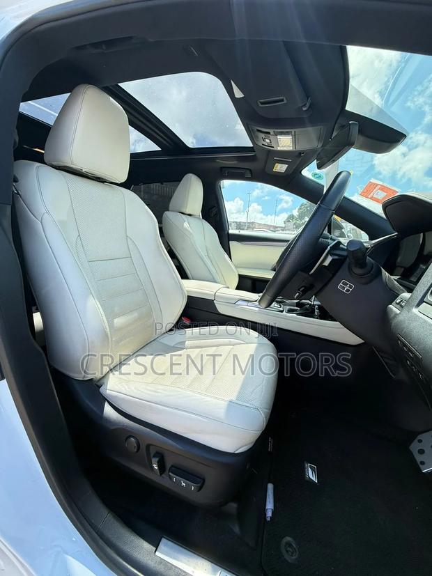 Lexus RX 2020 Pearl
