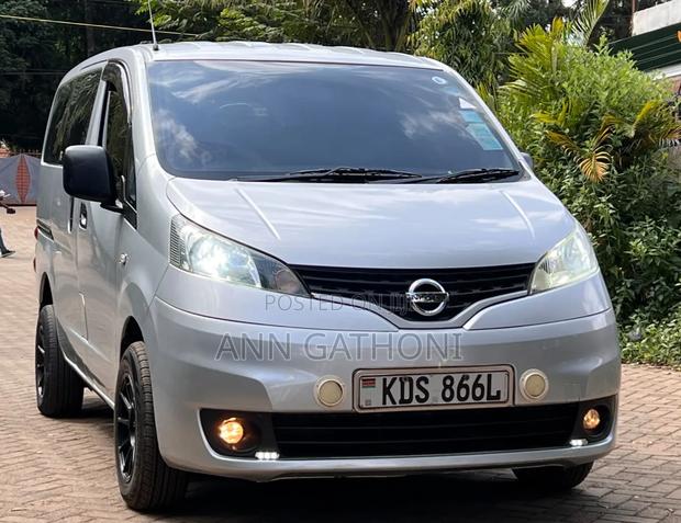 Nissan NV200 2018 Silver