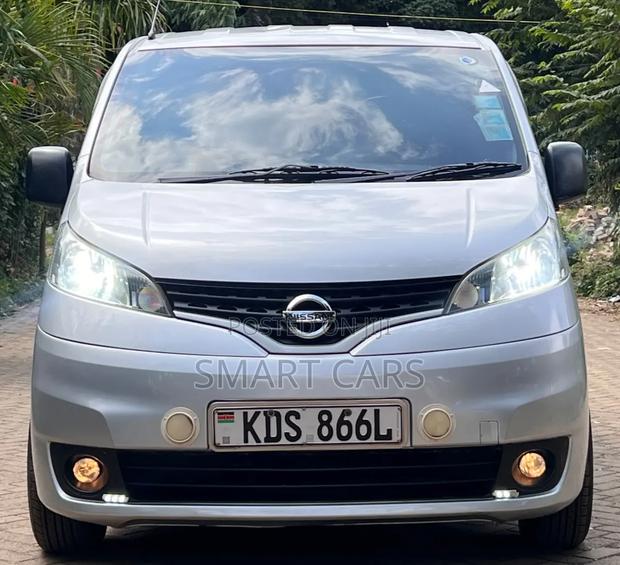 Nissan NV200 2018 Silver