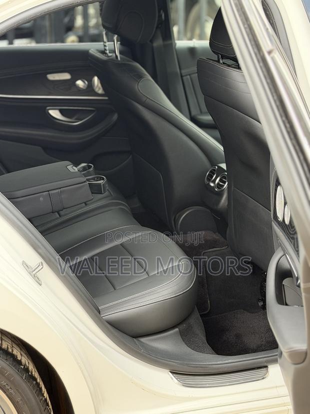 Mercedes-Benz E200 2019 Pearl